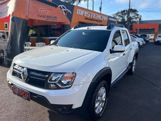 RENAULT DUSTER OROCH 1.6 16V SCE FLEX DYNAMIQUE MANUAL RENAULT DUSTER OROCH 1.6 16V SCE FLEX DYNAMIQUE MANUAL